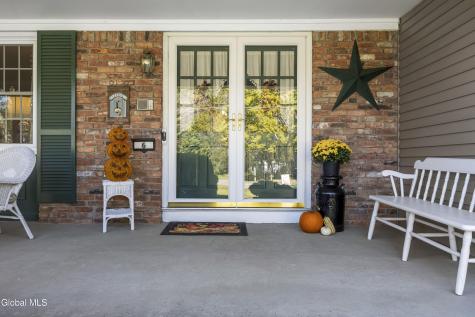 6 Hadel Road Glenville NY 12302