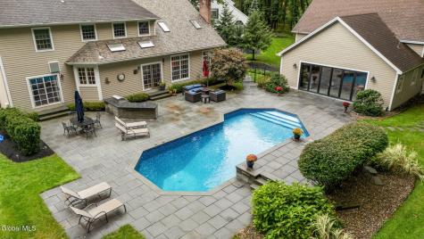 104 Blockhouse Creek Court Albany NY 12203