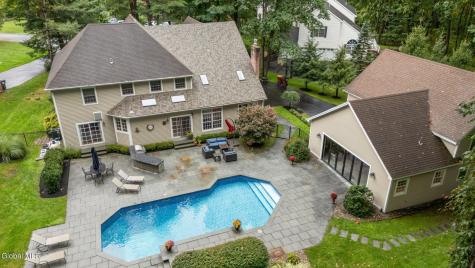 104 Blockhouse Creek Court Albany NY 12203