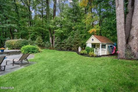 104 Blockhouse Creek Court Albany NY 12203
