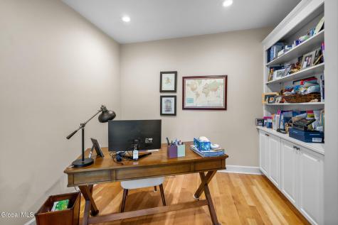 104 Blockhouse Creek Court Albany NY 12203