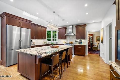 104 Blockhouse Creek Court Albany NY 12203