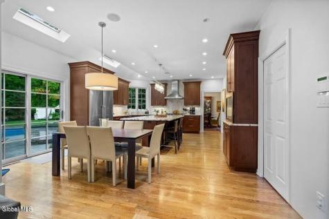 104 Blockhouse Creek Court Albany NY 12203