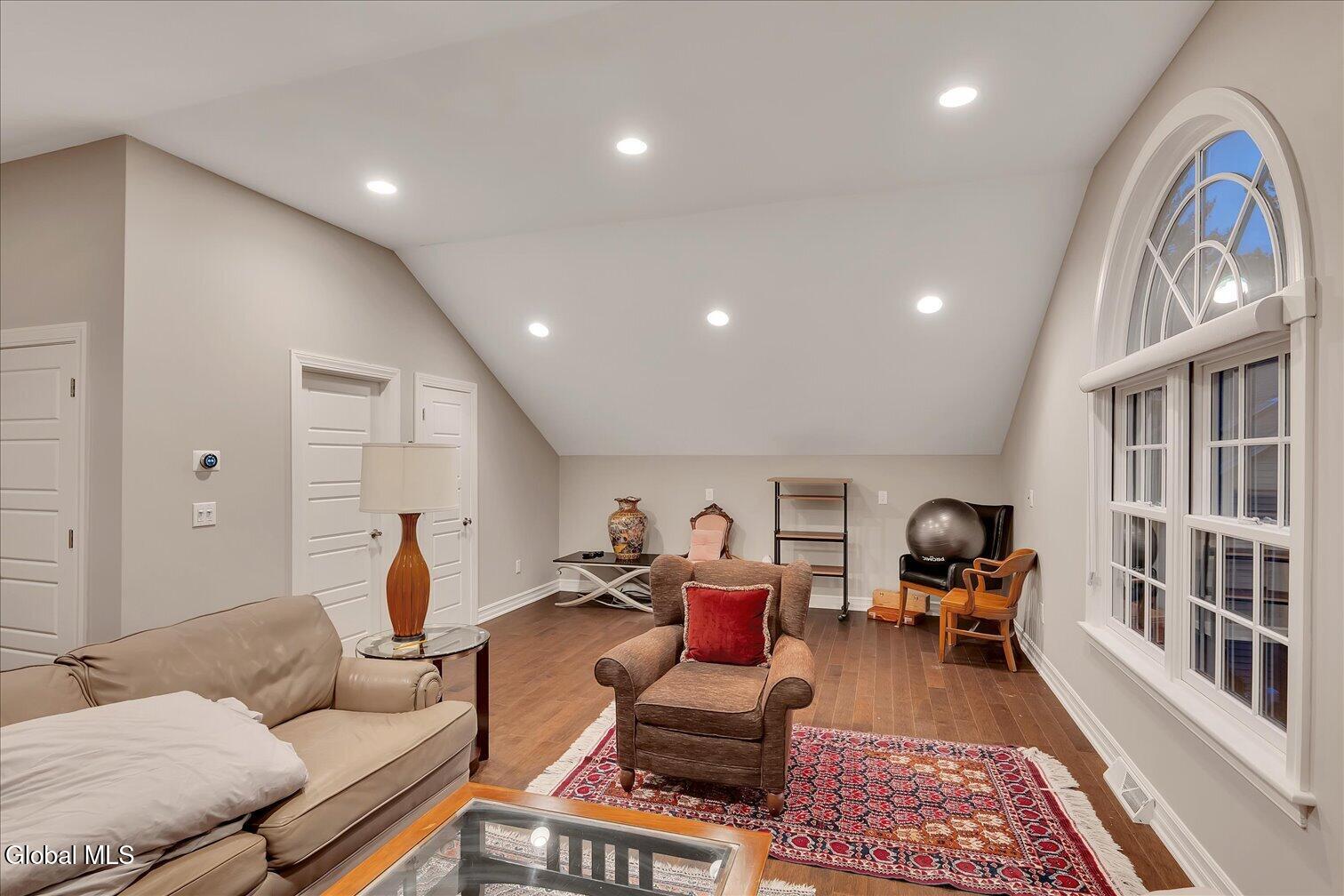 104 Blockhouse Creek Court Albany NY 12203