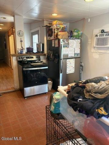 17 Swan Street Green Island NY 12183