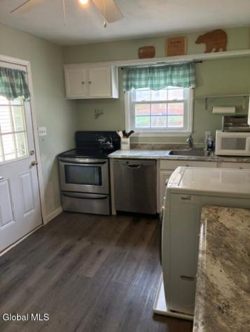 3 Charles Road Latham NY 12110