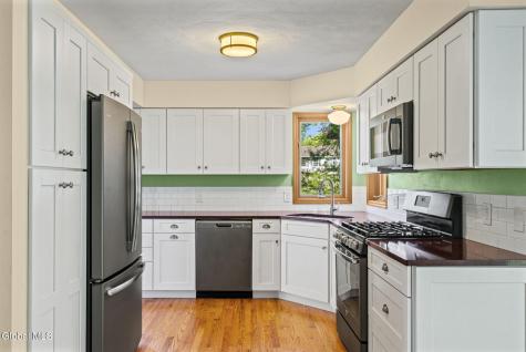 107 Fox Run Drive Schenectady NY 12303