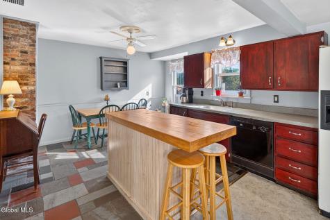 431 Ridge Road Schodack Landing NY 12156