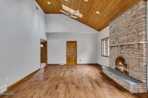 1306 Putnam Road Schenectady NY 12306