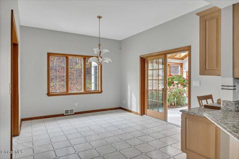 1306 Putnam Road Schenectady NY 12306