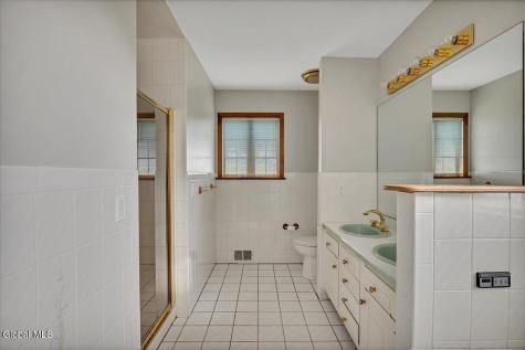 1306 Putnam Road Schenectady NY 12306