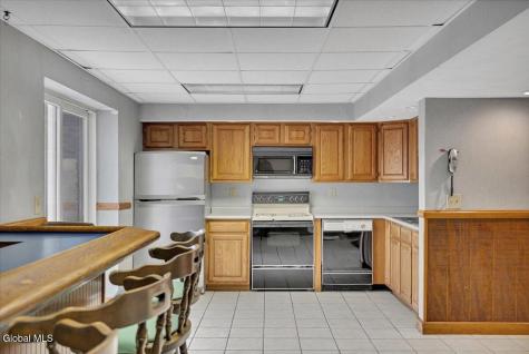 1306 Putnam Road Schenectady NY 12306