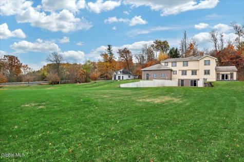 1306 Putnam Road Schenectady NY 12306