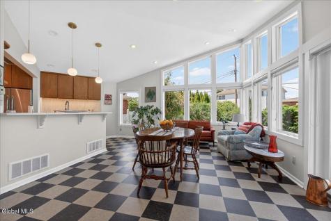 218 Ormond Street Albany NY 12208