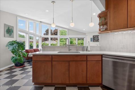218 Ormond Street Albany NY 12208