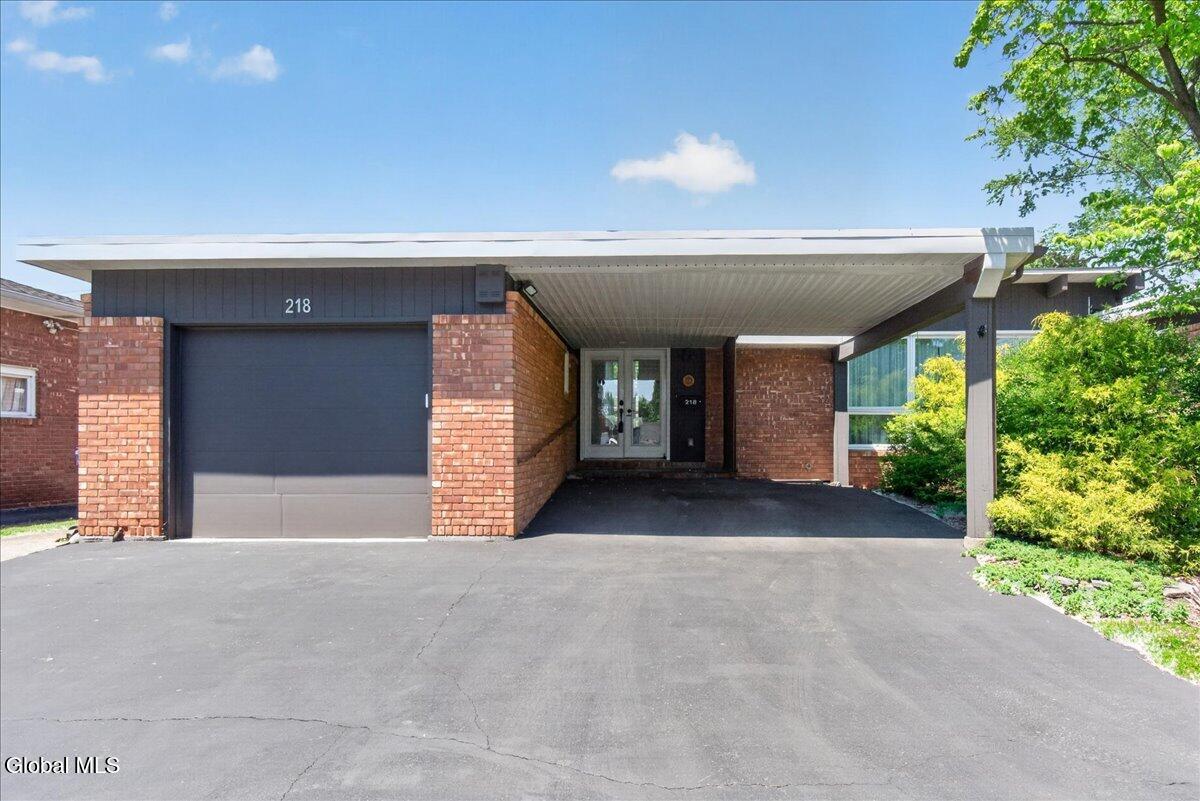 218 Ormond Street Albany NY 12208