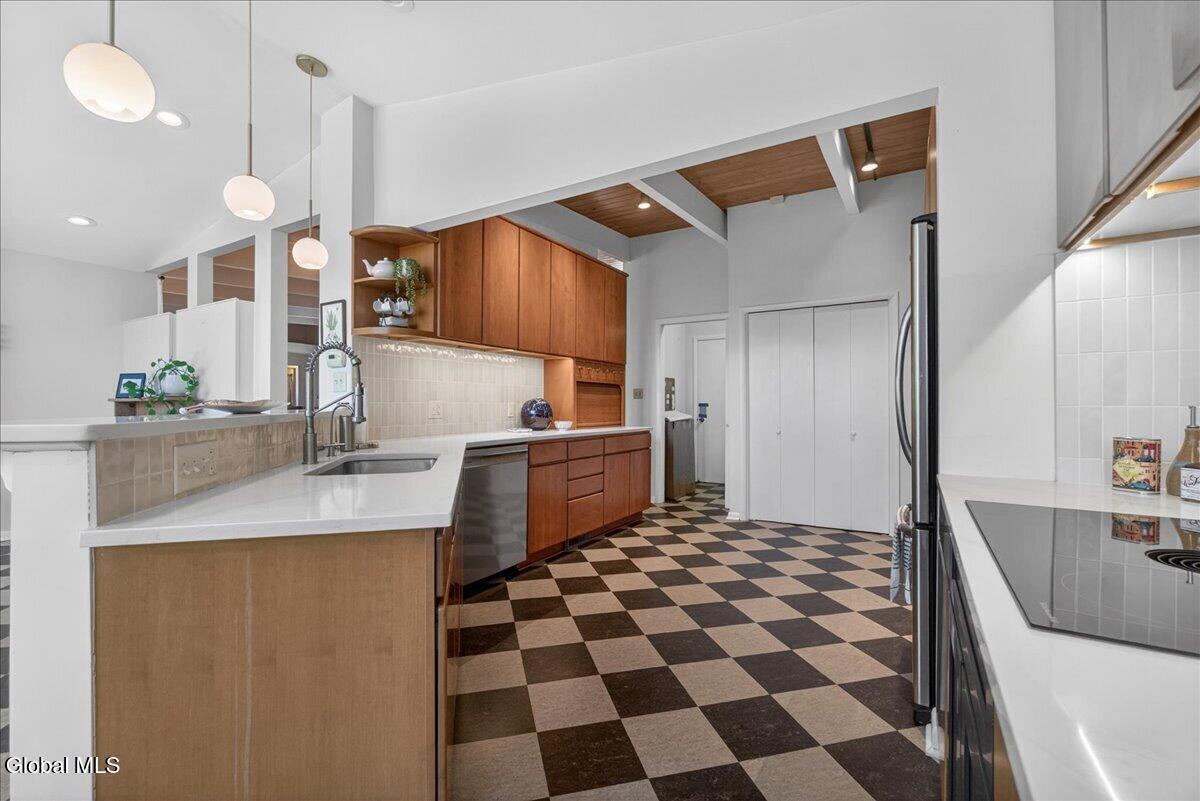 218 Ormond Street Albany NY 12208