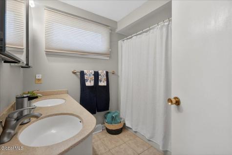 218 Ormond Street Albany NY 12208