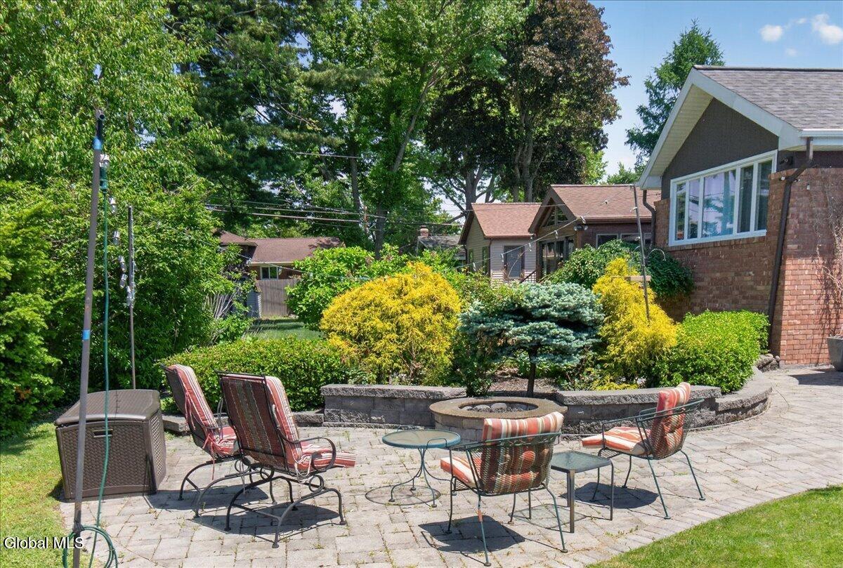218 Ormond Street Albany NY 12208