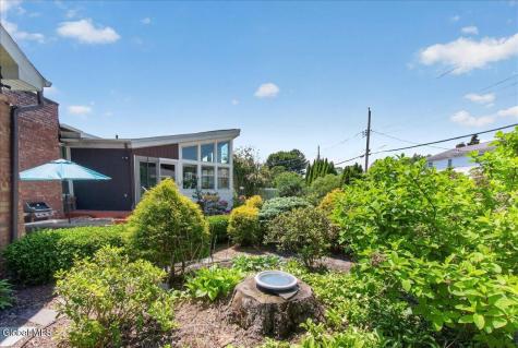 218 Ormond Street Albany NY 12208
