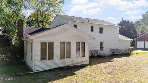 21 Laury Lane Schenectady NY 12302