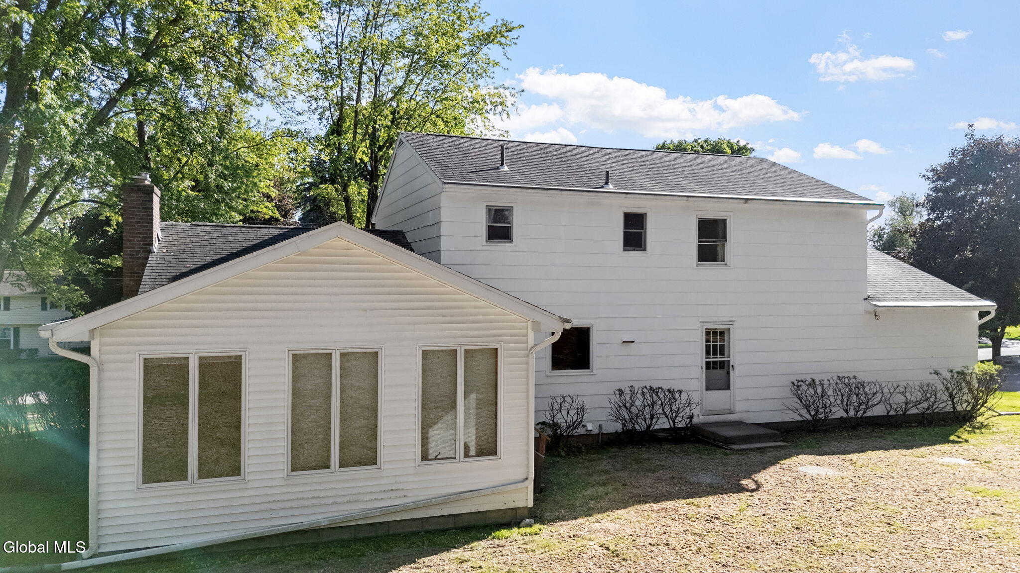 21 Laury Lane Schenectady NY 12302