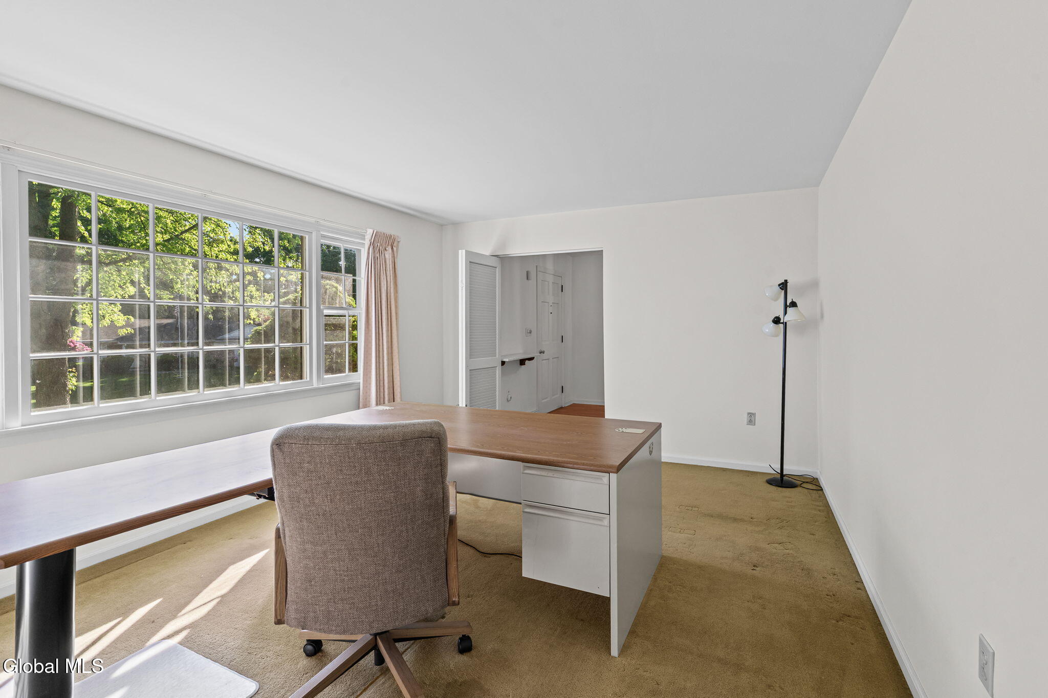 21 Laury Lane Schenectady NY 12302