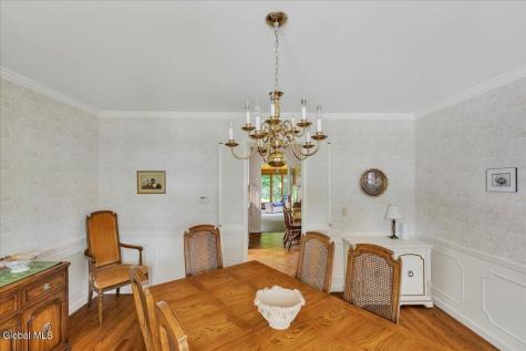 8 Upper Ball Court Menands NY 12204