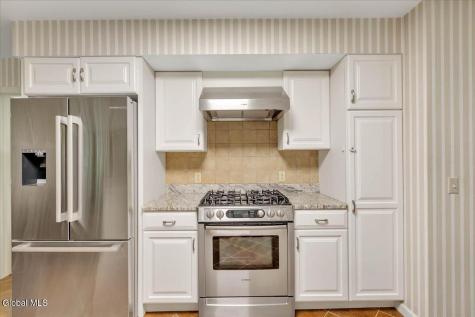 8 Upper Ball Court Menands NY 12204