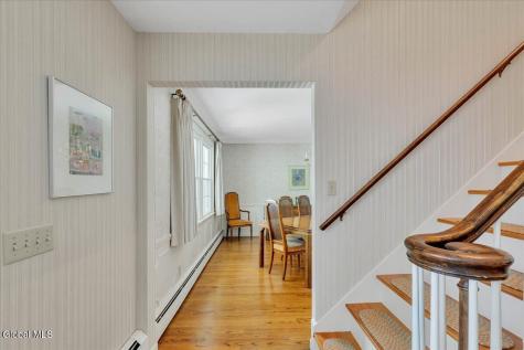 8 Upper Ball Court Menands NY 12204