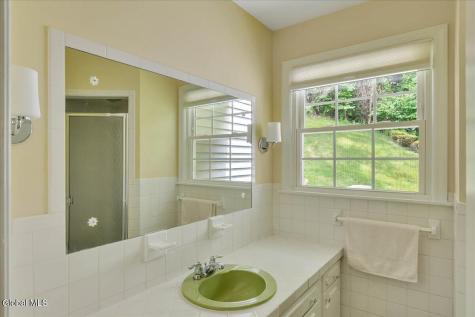8 Upper Ball Court Menands NY 12204