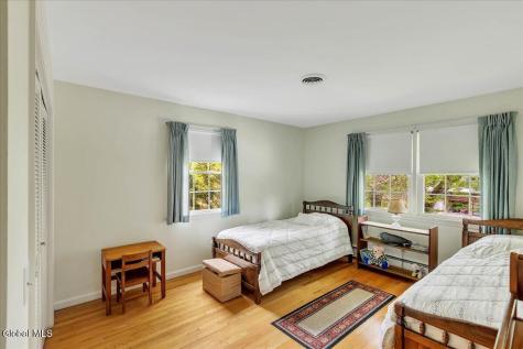 8 Upper Ball Court Menands NY 12204