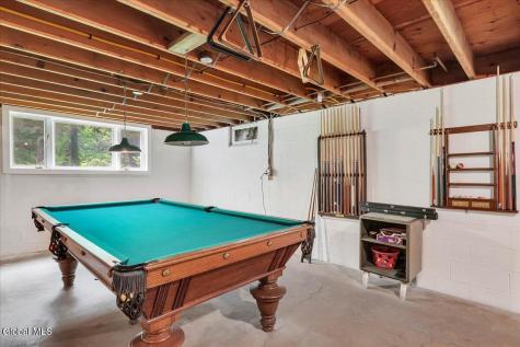 8 Upper Ball Court Menands NY 12204