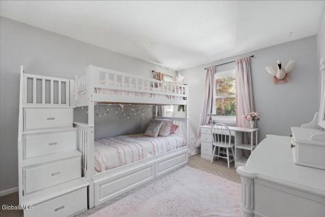 403 Ridgehill Road Schenectady NY 12303