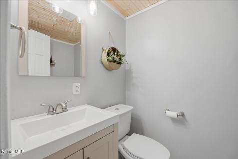 403 Ridgehill Road Schenectady NY 12303