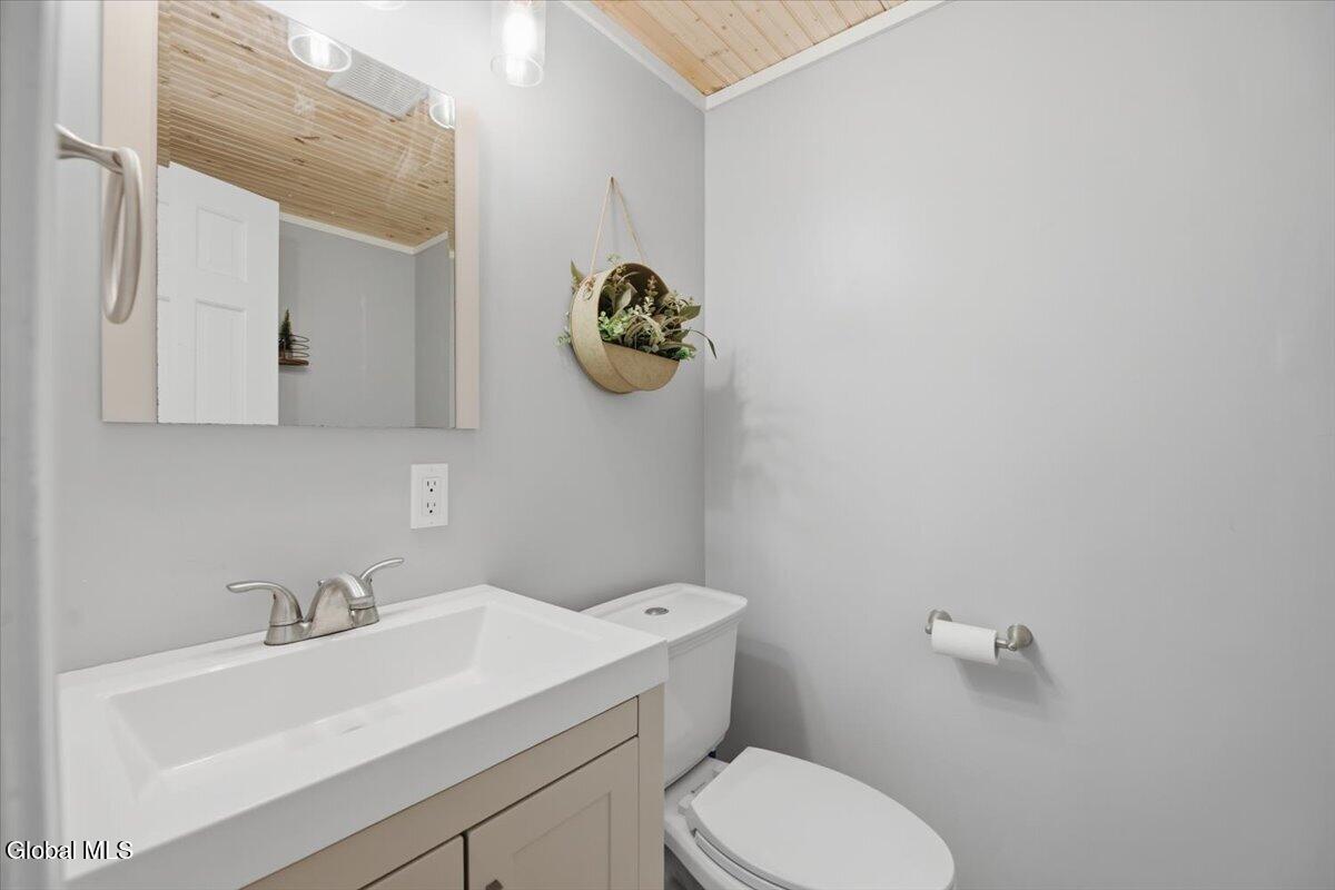 403 Ridgehill Road Schenectady NY 12303