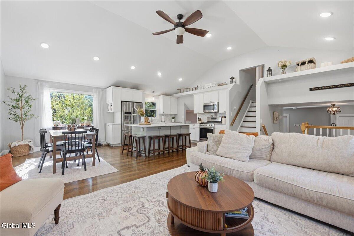 403 Ridgehill Road Schenectady NY 12303