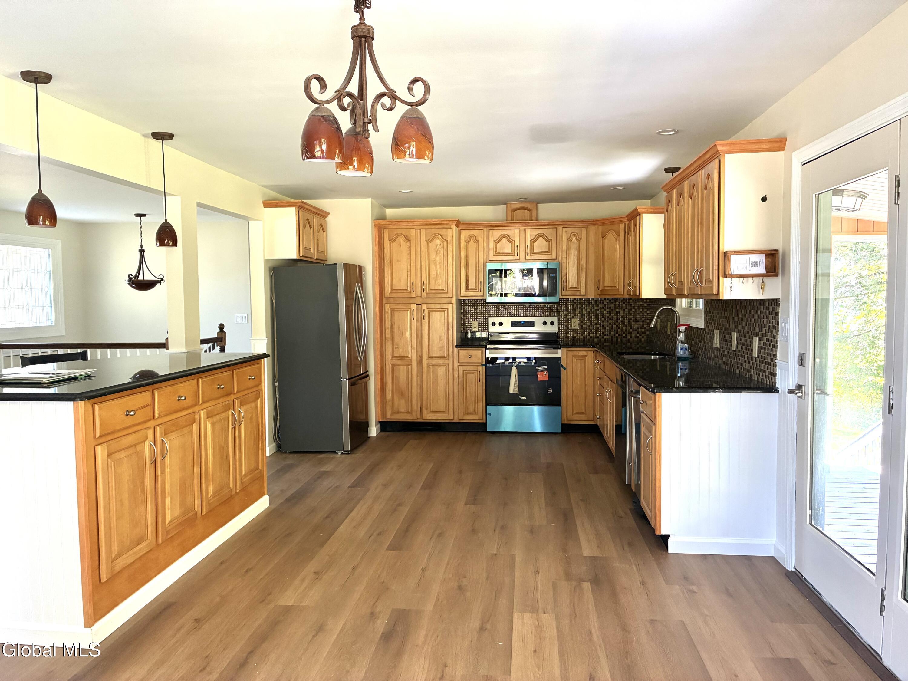14073 New York 22 Clemons NY 12819