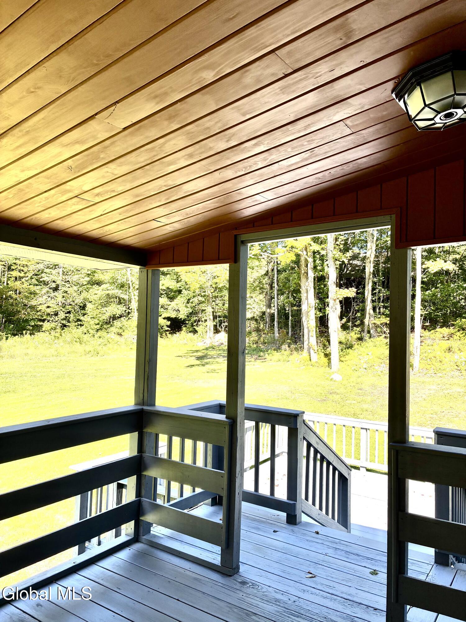 14073 New York 22 Clemons NY 12819