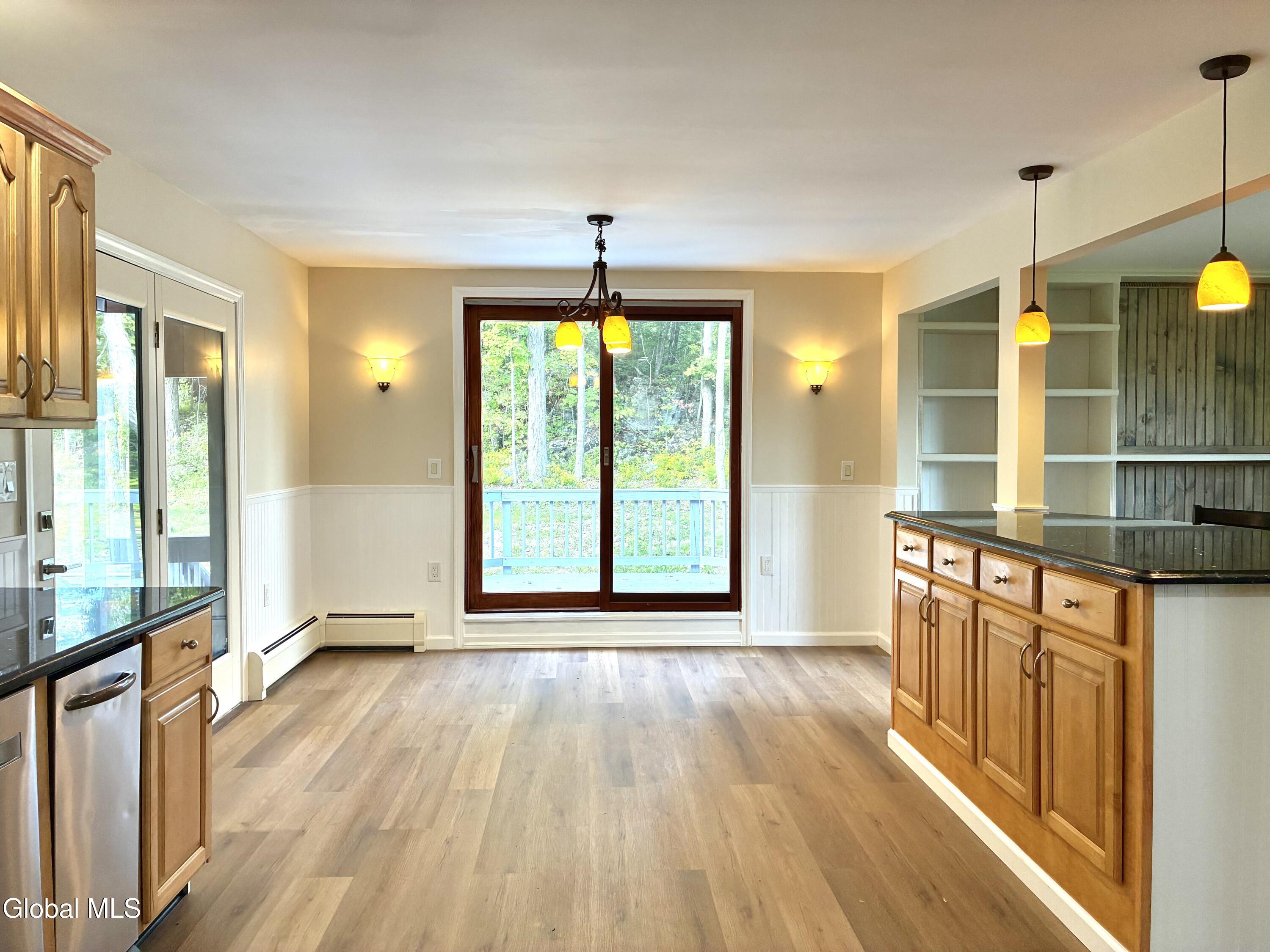 14073 New York 22 Clemons NY 12819