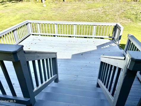 14073 New York 22 Clemons NY 12887