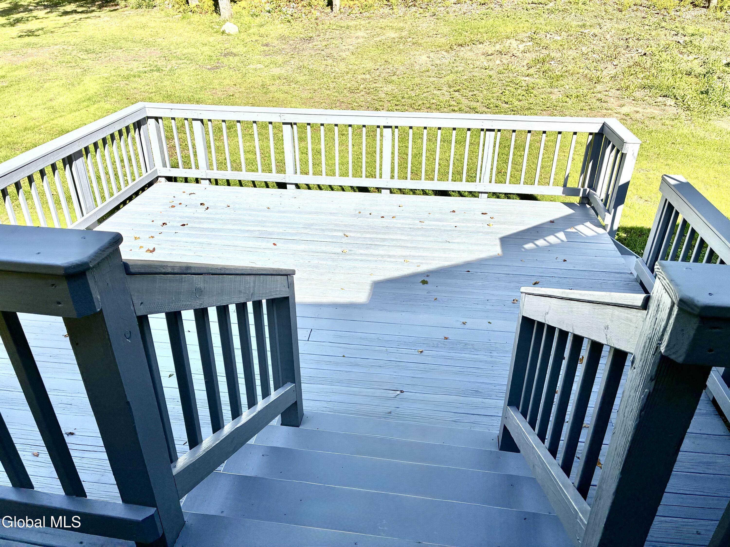 14073 New York 22 Clemons NY 12819