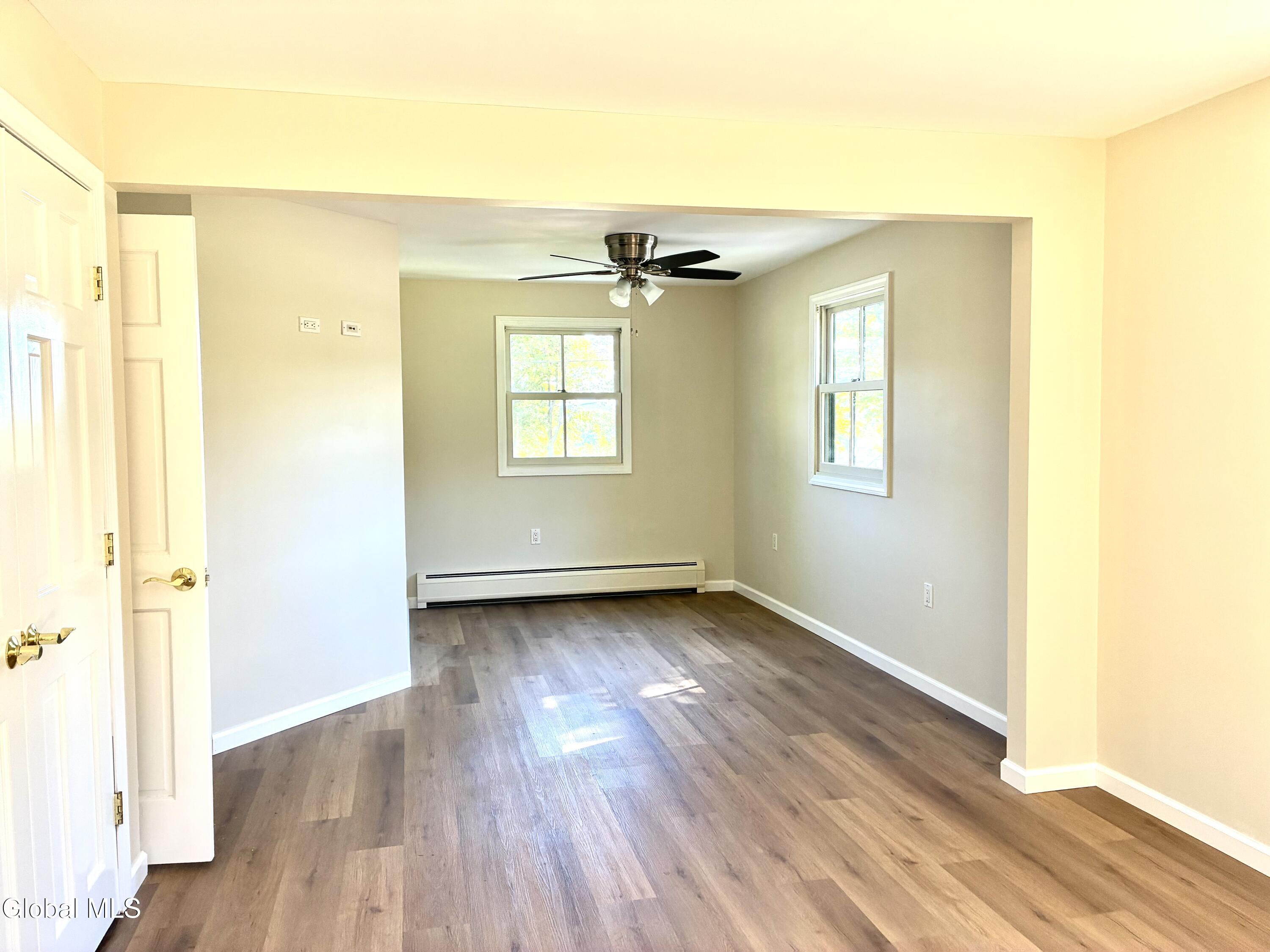 14073 New York 22 Clemons NY 12819