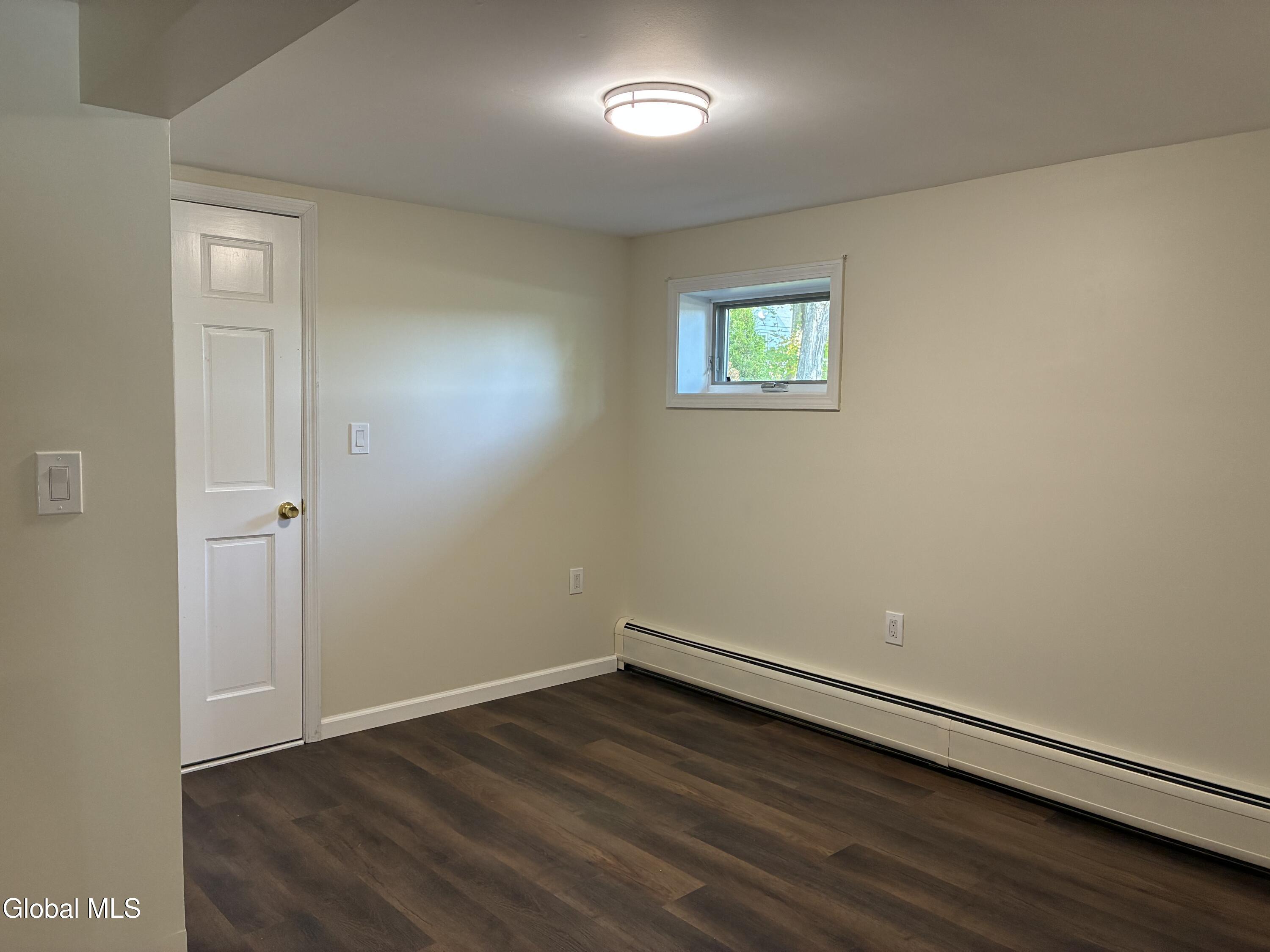 14073 New York 22 Clemons NY 12819