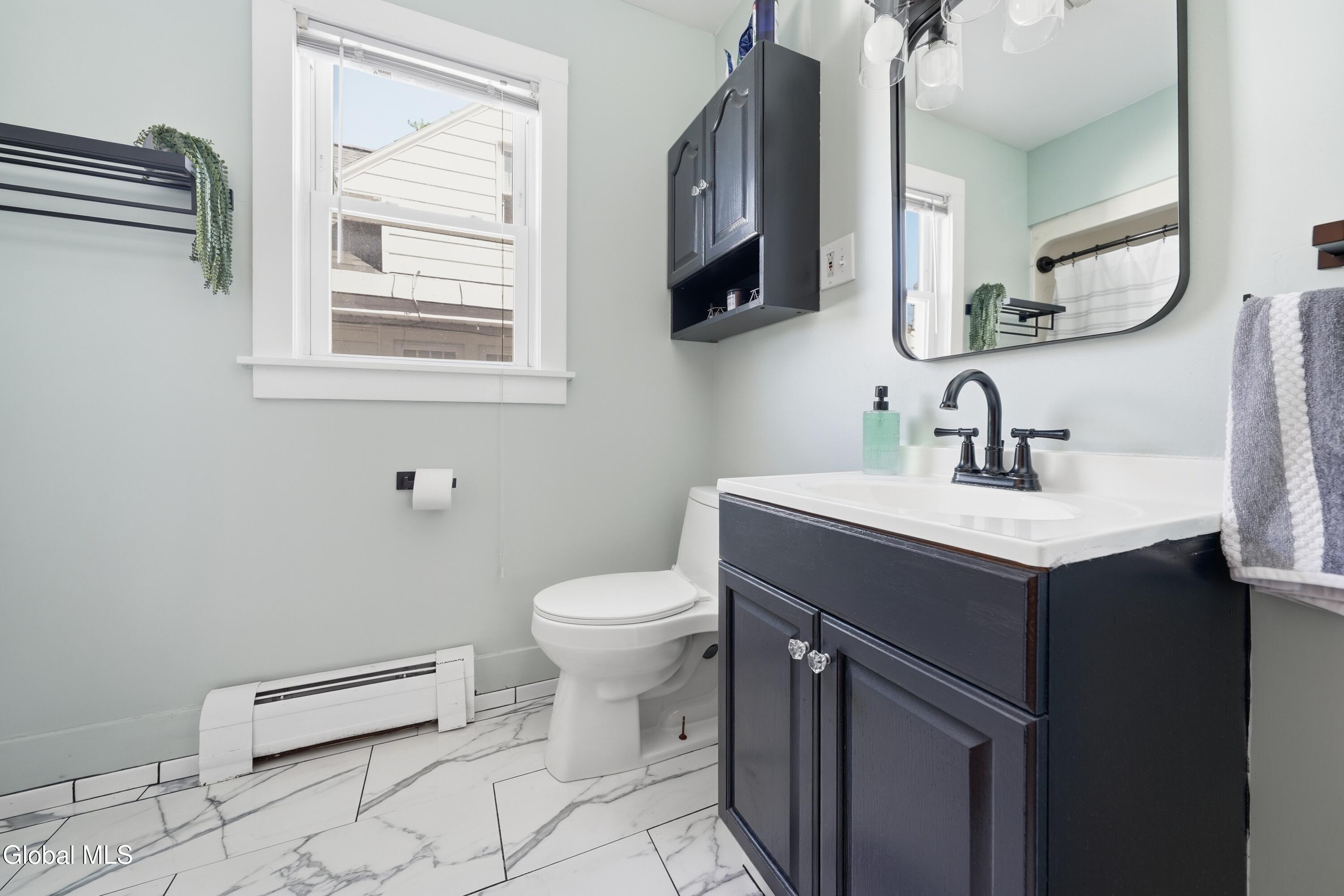 1472 Lexington Avenue Schenectady NY 12309