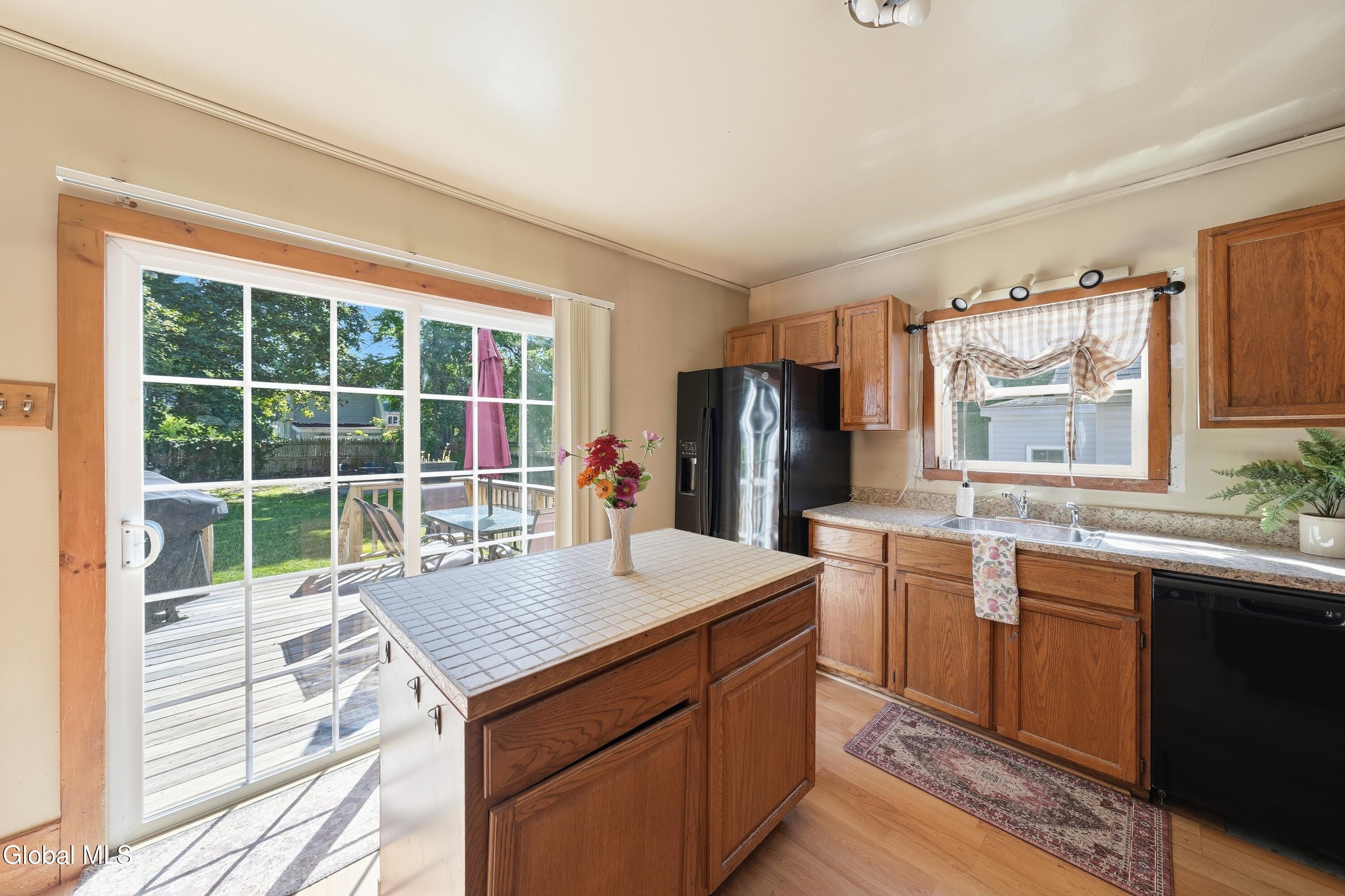 1472 Lexington Avenue Schenectady NY 12309