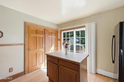 1472 Lexington Avenue Schenectady NY 12309