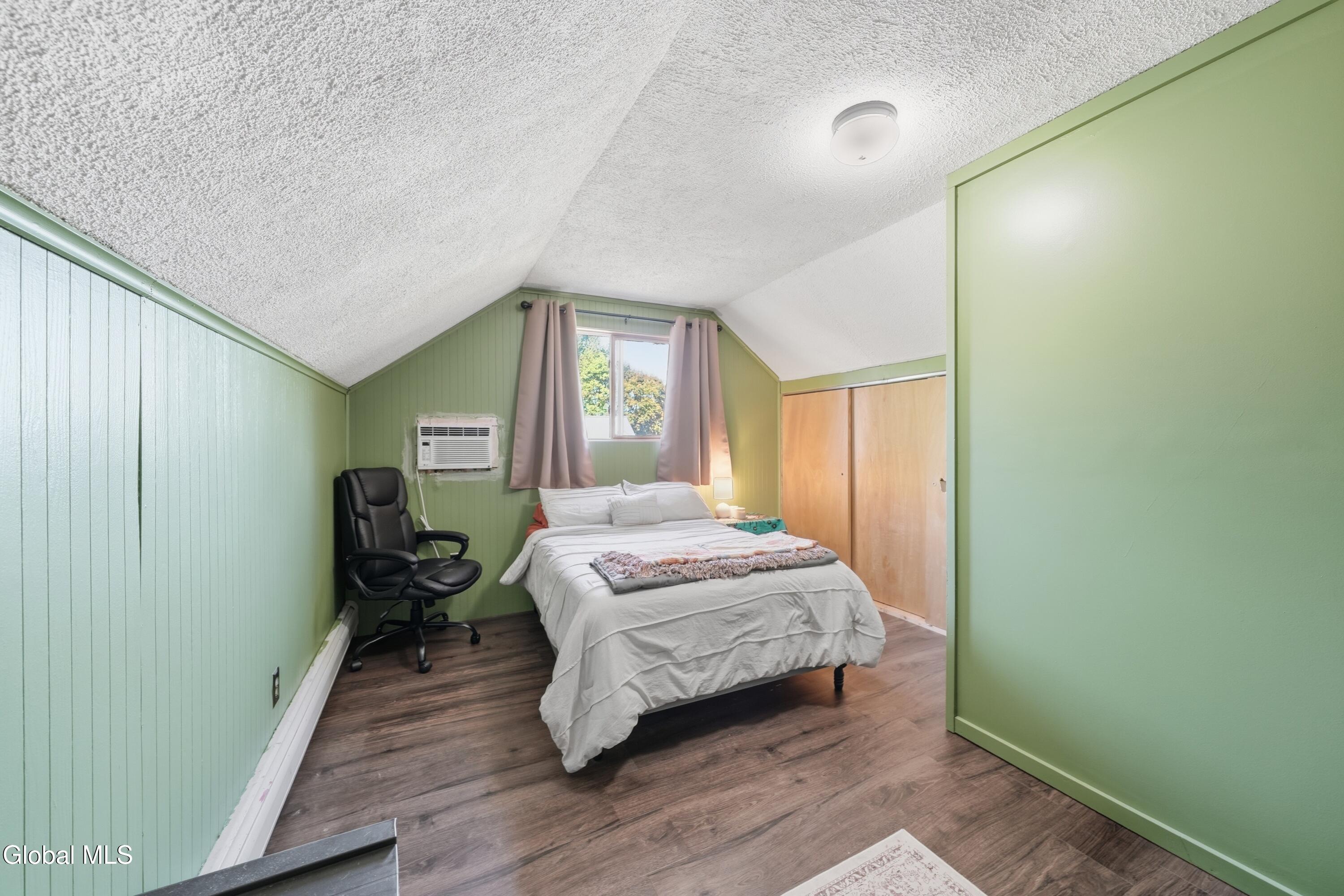 1472 Lexington Avenue Schenectady NY 12309