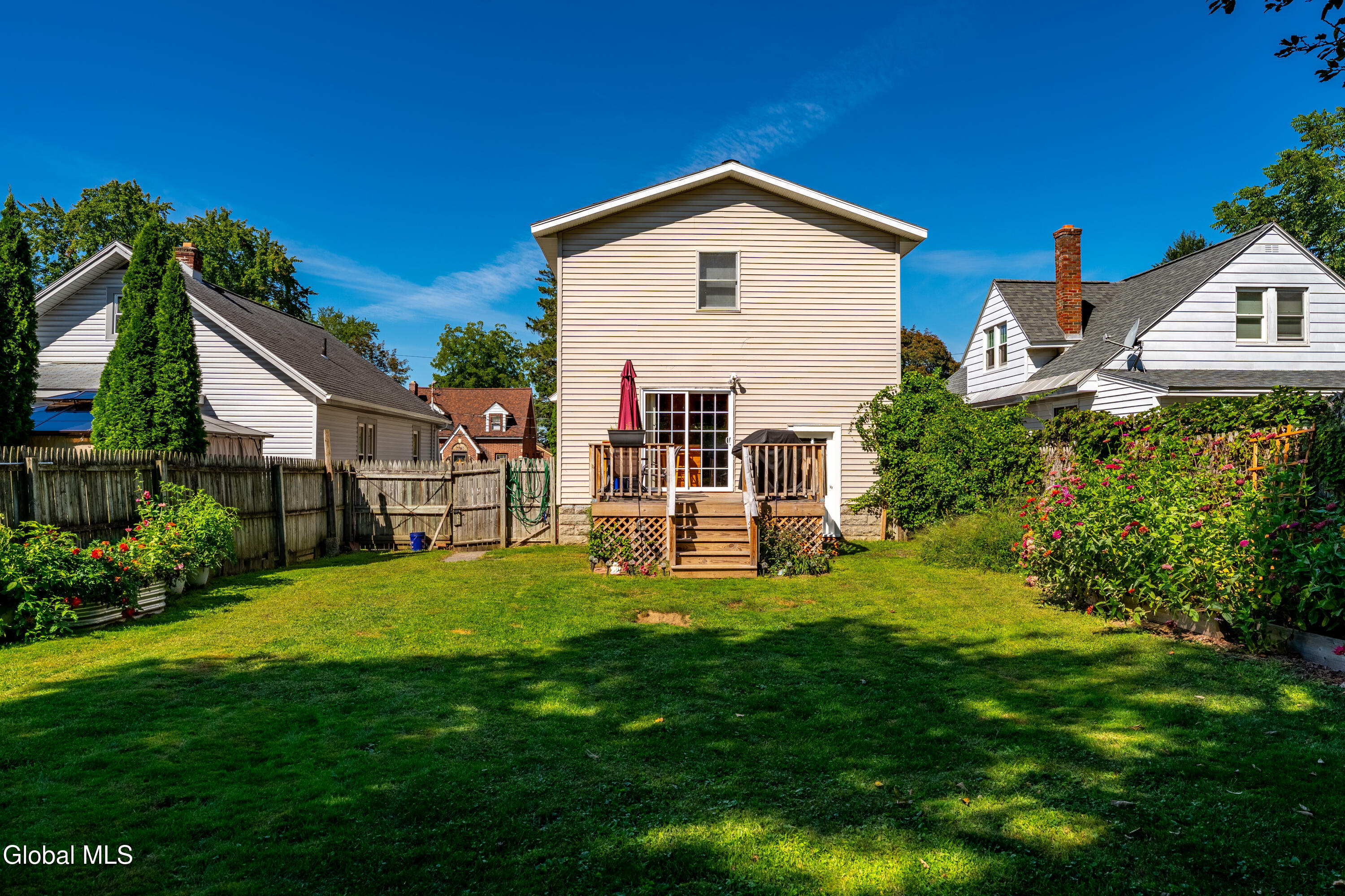 1472 Lexington Avenue Schenectady NY 12309