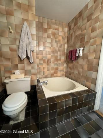 1 Durham Way Clifton Park NY 12065